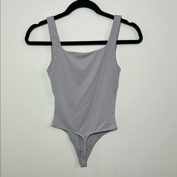 Babaton Gray Bodysuit - Picture 2 of 6